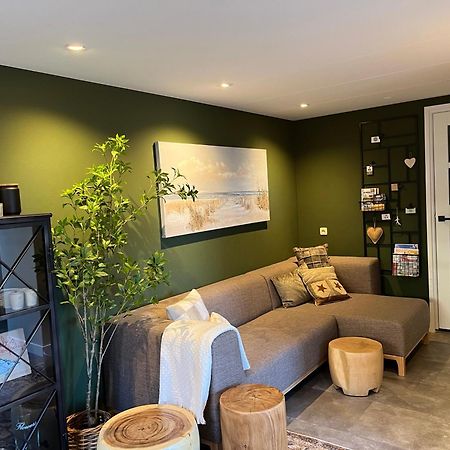 It Buthus Apartment Baaiduinen Exterior photo