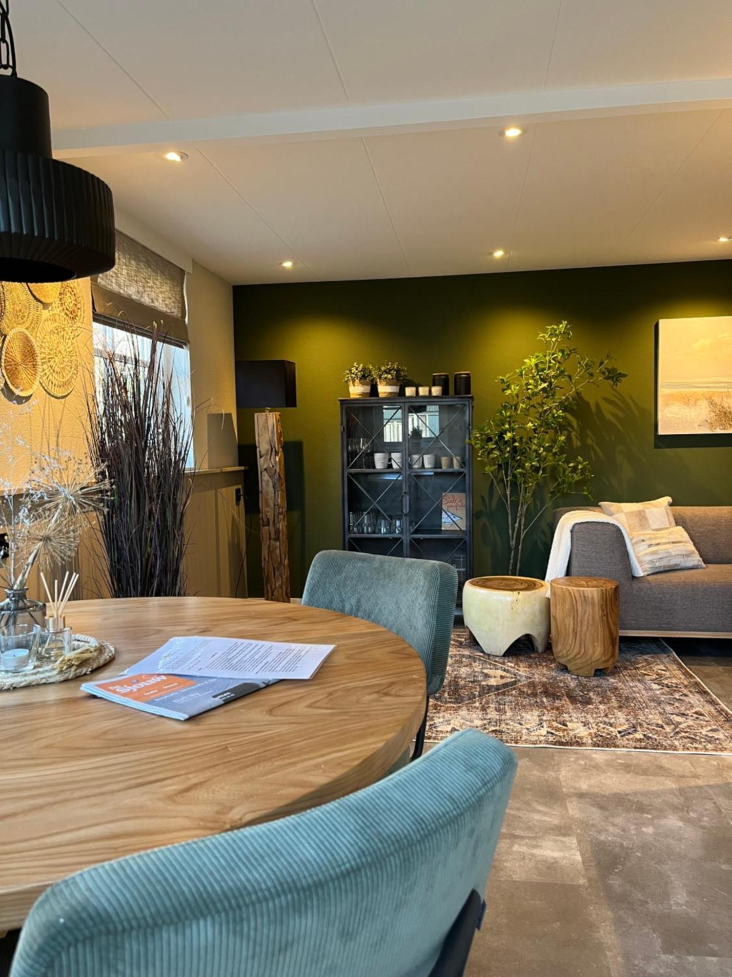 It Buthus Apartment Baaiduinen Exterior photo